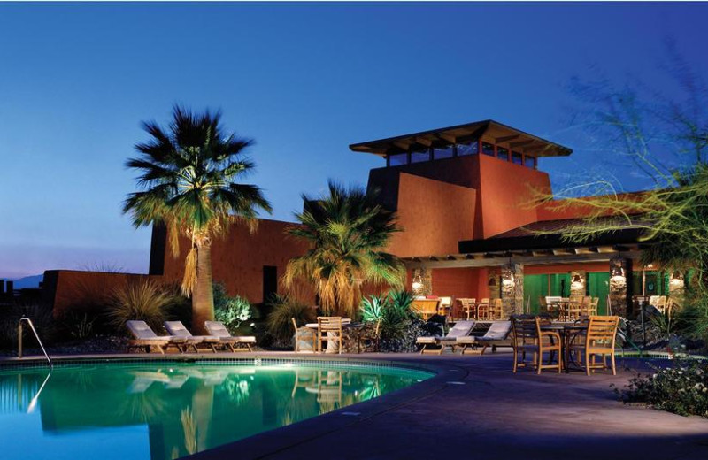 Exterior view of Club Intrawest Resort.