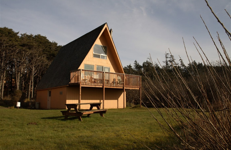 Exterior view of Sandpiper Beach Resort.