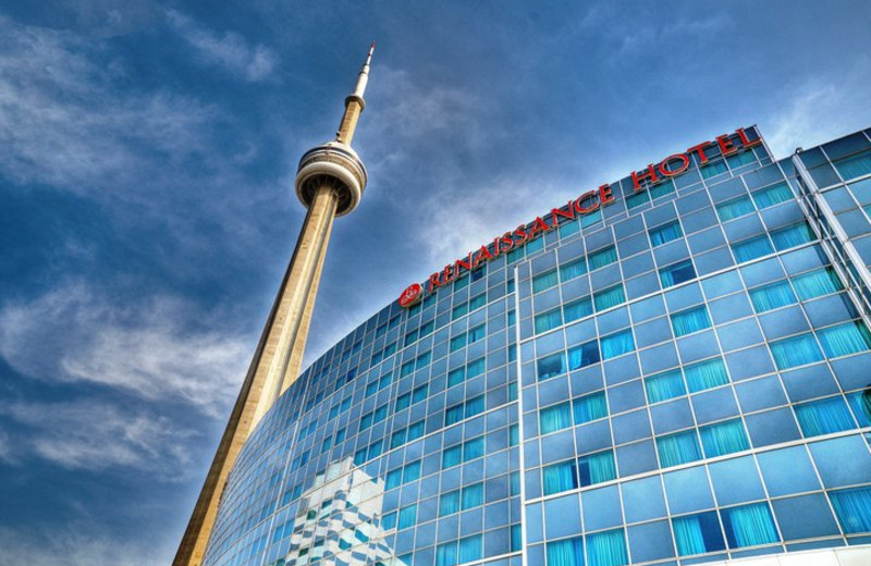 Welcome to the Renaissance Toronto Hotel Downtown