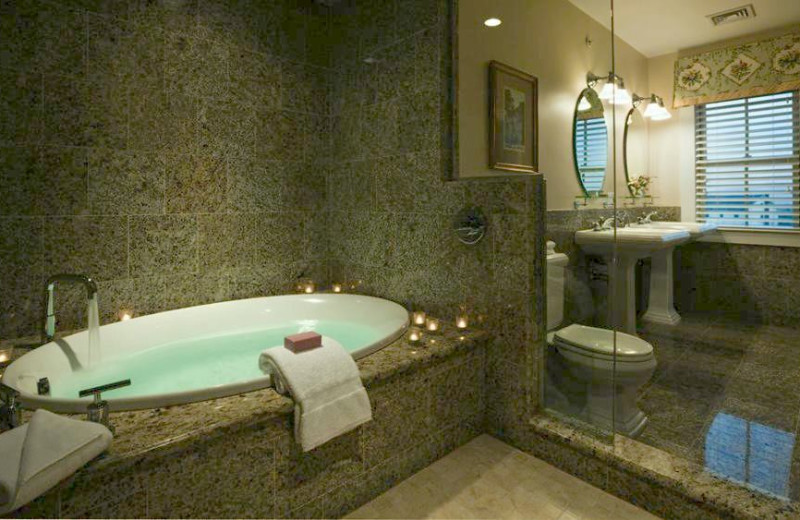 Bathroom of the Presidential Suite