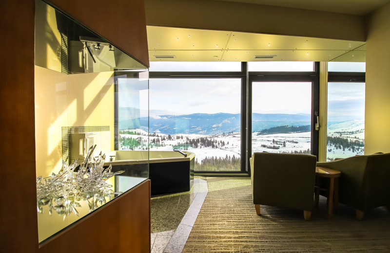 Guest bathroom at Sparkling Hill Resort.