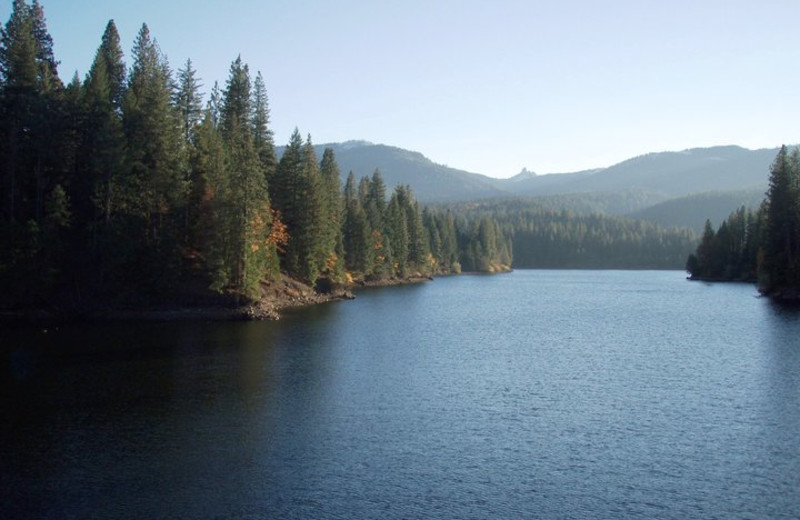 Beautiful River View at Mount Shasta Resort