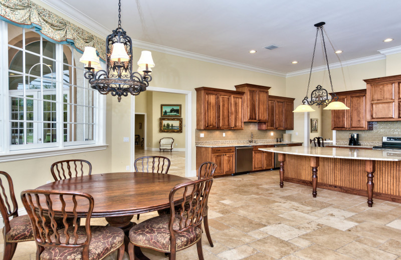 The Knickerbocker Vacation Retreat - Naples Florida Vacation Homes