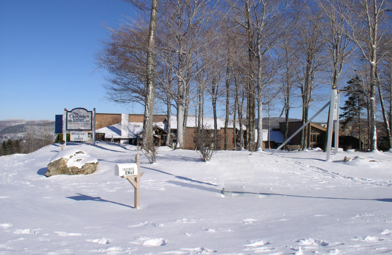 Exterior view of Cascades Lodge.