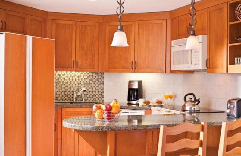Suite Kitchen at Grand Residences by Marriott