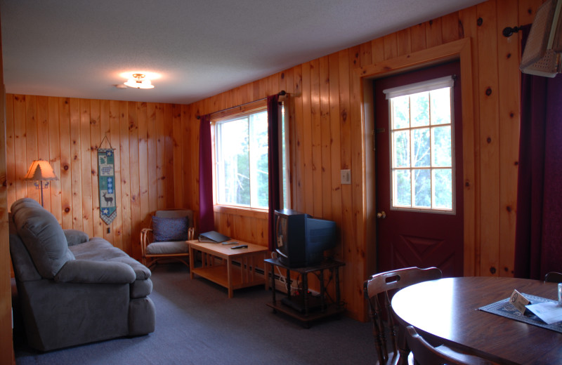 Cabin living room at Cabins at Lopstick.