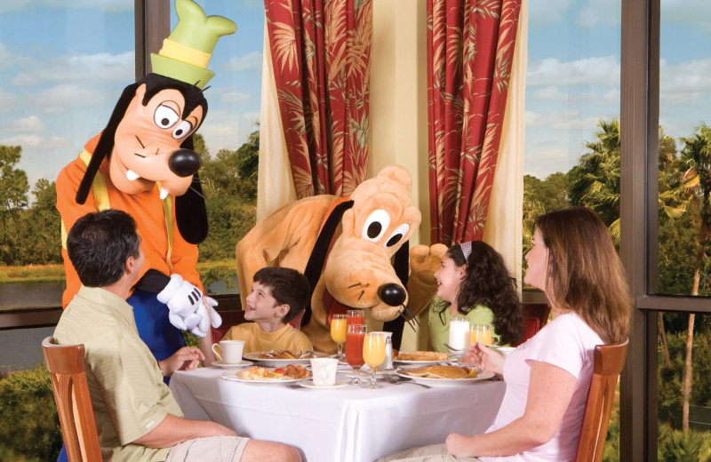Character themed breakfasts every Tuesday at Wyndham Lake Buena Vista Resort.