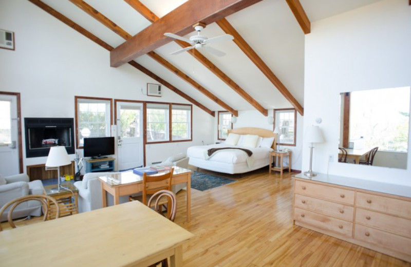 Guest suite at Beachmere Inn.