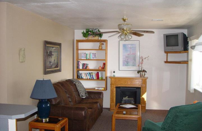 Guest living room at Paradise Cove Marine Resort.