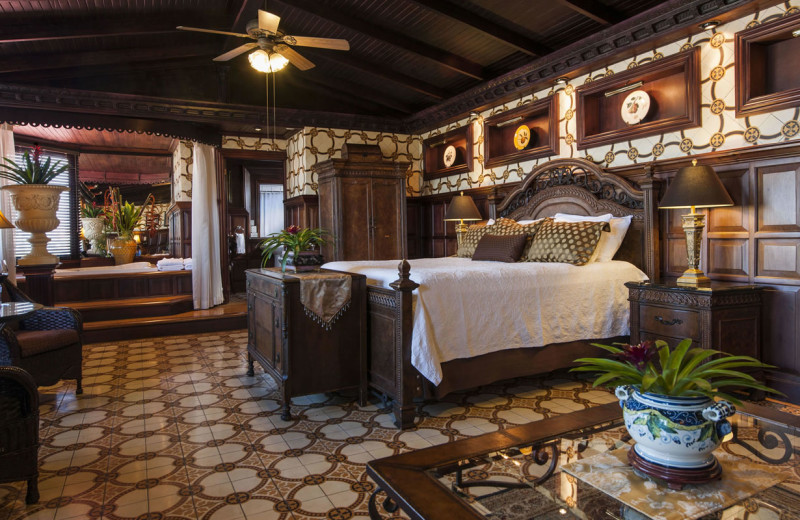 Guest room at Hotel Grano de Oro.