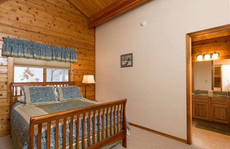 Bedroom at Taylor-Made Deep Creek Vacations - Oak View Ridge