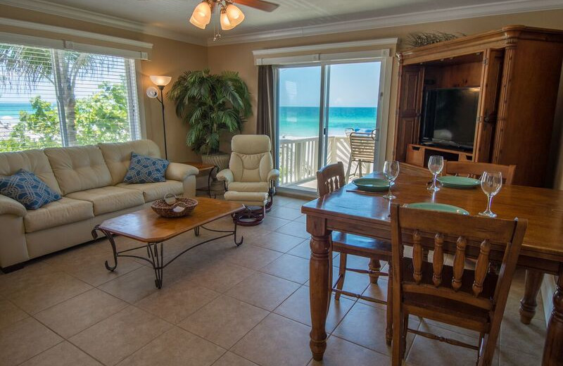 Guest living room at Anna Maria Island Inn.