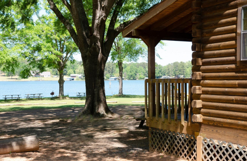 Cabin lake view at Kel's Kove.