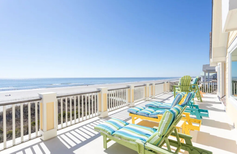 Rental balcony at East Islands Rentals.