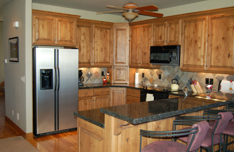 Guest kitchen at Recreation Properties.