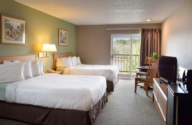 Guest room at Cliffside Resort & Suites.