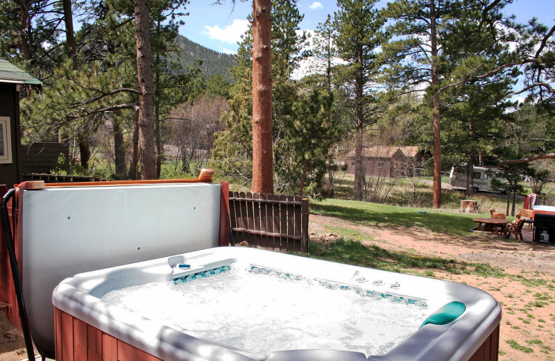 Cottage jacuzzi at Lazy R Cottages.