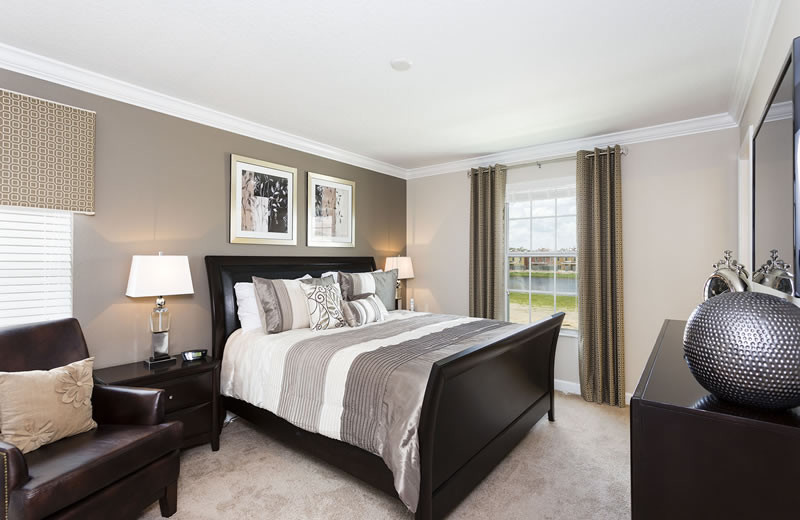 Rental bedroom at Florida Paradise Villas.