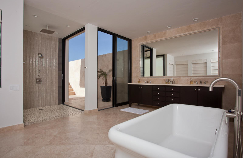 Rental bathroom at Sun Cabo Vacations.