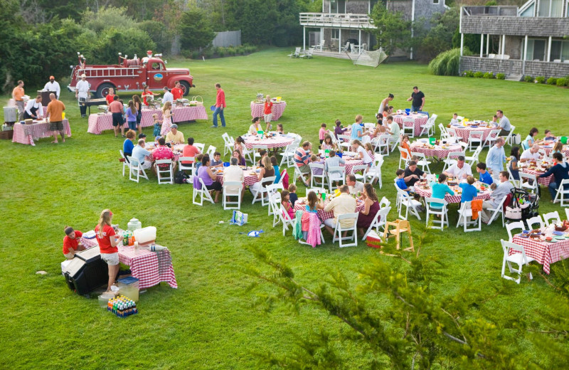 Dinning at Winnetu Oceanside Resort.