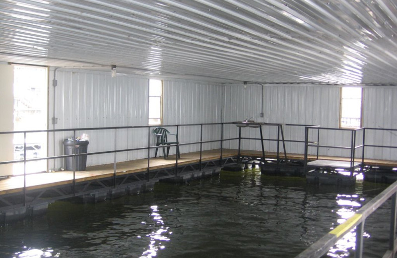 Enclosed & heated fishing dock at Alhonna Resort