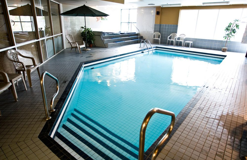 Indoor pool at Delta Trois-Rivieres Hotel and Conference Centre.