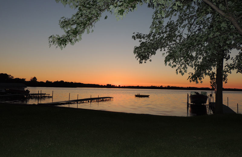 Barrett Lake Resort