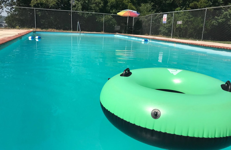 Outdoor pool at Tanglewood Lodge.