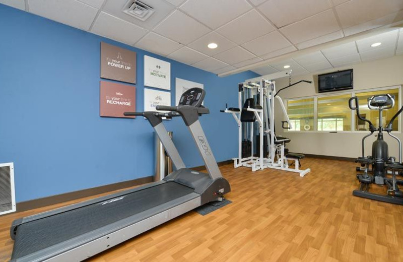 Fitness Center at Comfort Suites Eugene