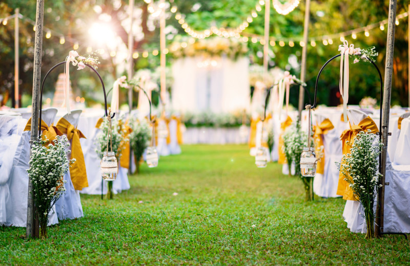 Weddings at Balmoral Resort.