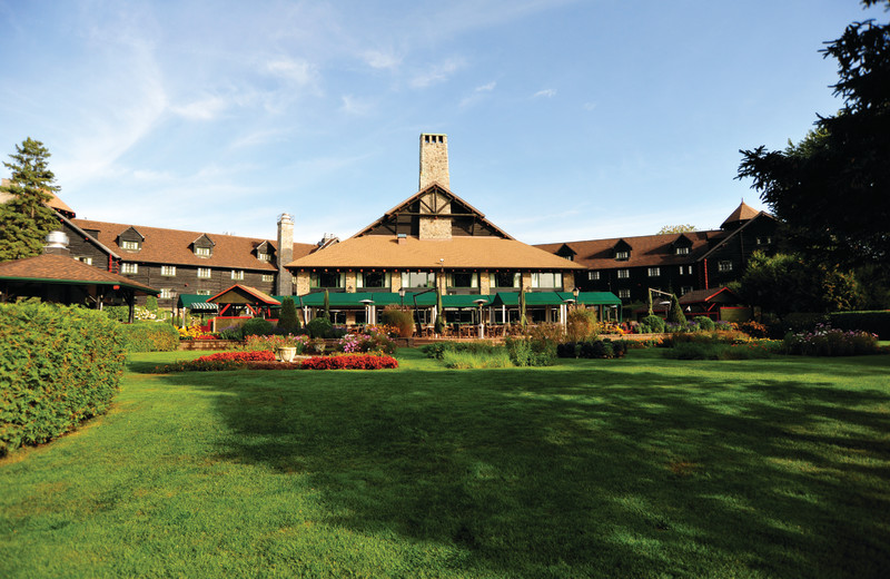 Exterior view of Fairmont Le Chateau Montebello.