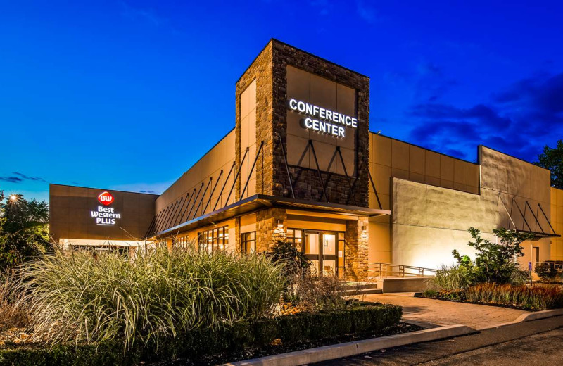 Exterior view of Best Western Plus Kingston Hotel and Conference Center.