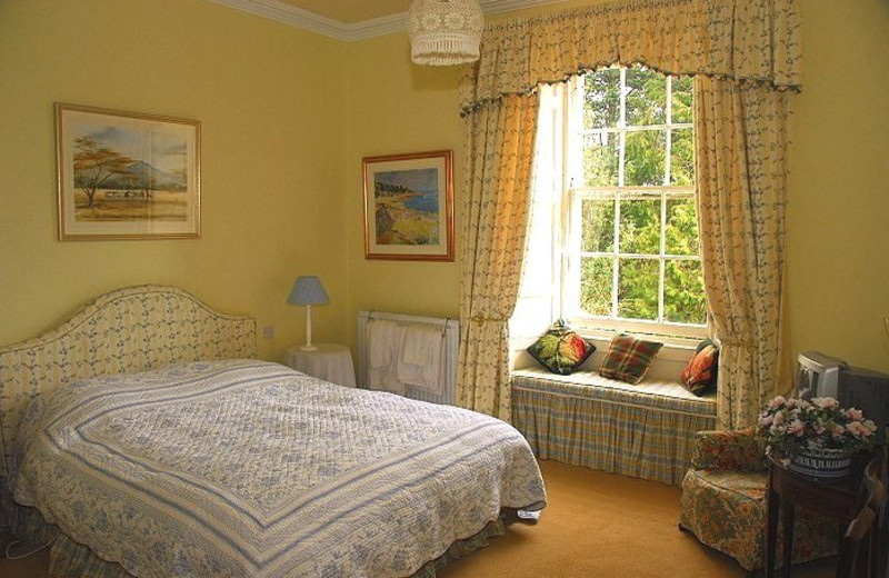 Guest room at Newmills House.