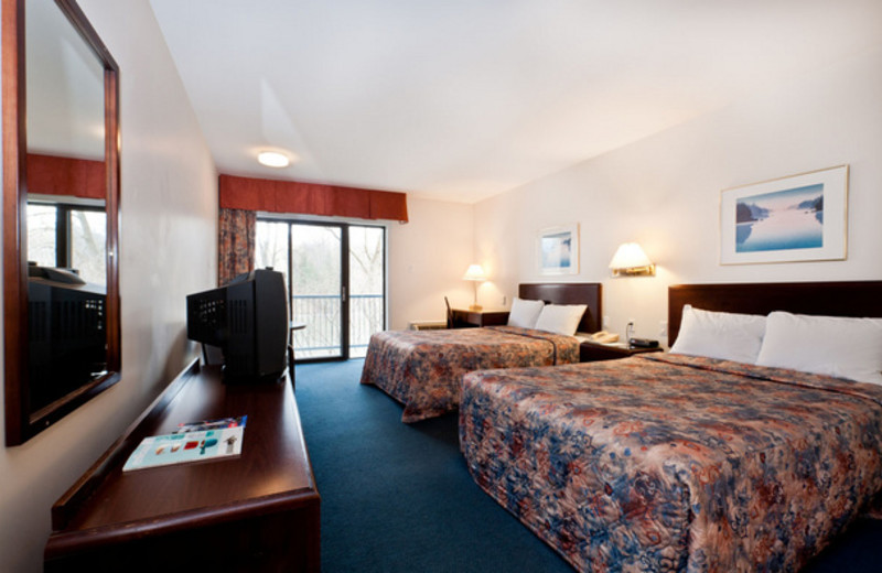 Guest bedroom at Monterey Inn Resort.