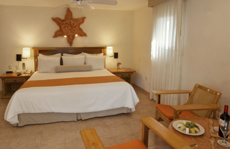 Guest room at The Reef Playacar-All Inclusive.