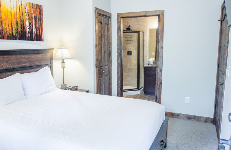 Rental bedroom at Fall River Village Resort Condos.