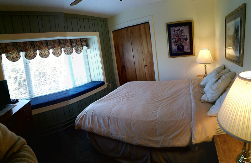 Guest bedroom at Inns of Waterville Valley.