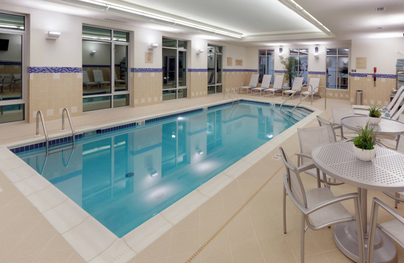 Indoor pool at Towneplace Suites Springfield.