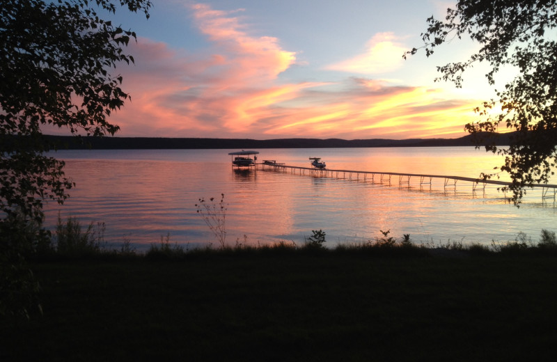 Lake sunset at Visit Up North Vacation Rentals.