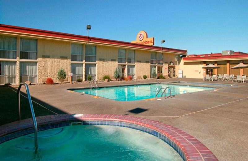 Outdoor pool at Red Lion Hotel Kelso/Longview.