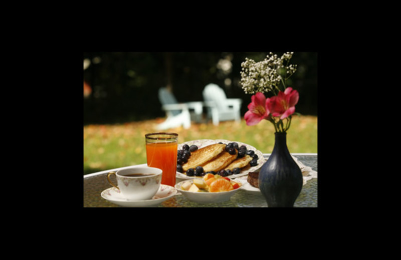 Breakfast at Temple Hill Bed & Breakfast.