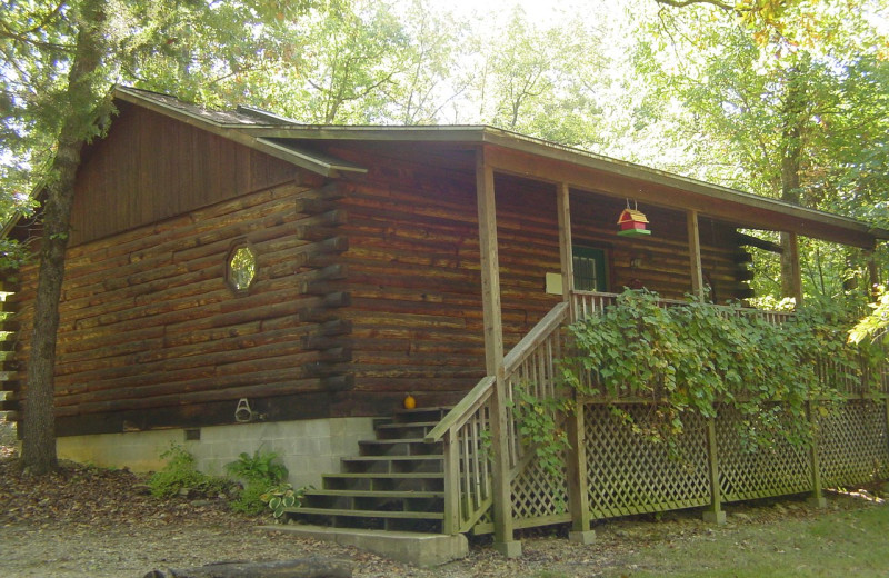 Exterior view of Wisteria Lane Lodging.