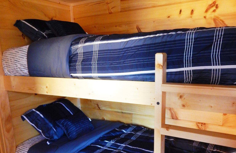 Cabin bunk beds at Yogi Bear's Jellystone Park Gardiner.