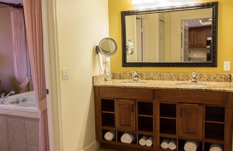 Guest bedroom at Westgate Lakes Resort & Spa.