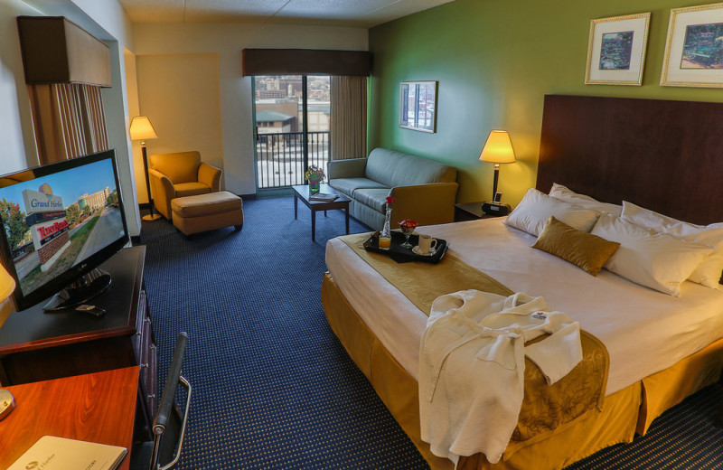 Guest room at Grand Harbor Resort and Waterpark.