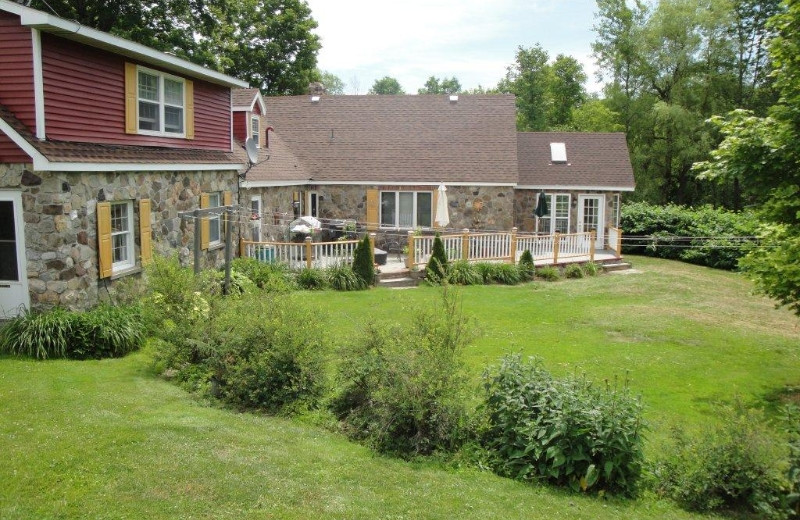 Exterior view of Fieldstone Farm.