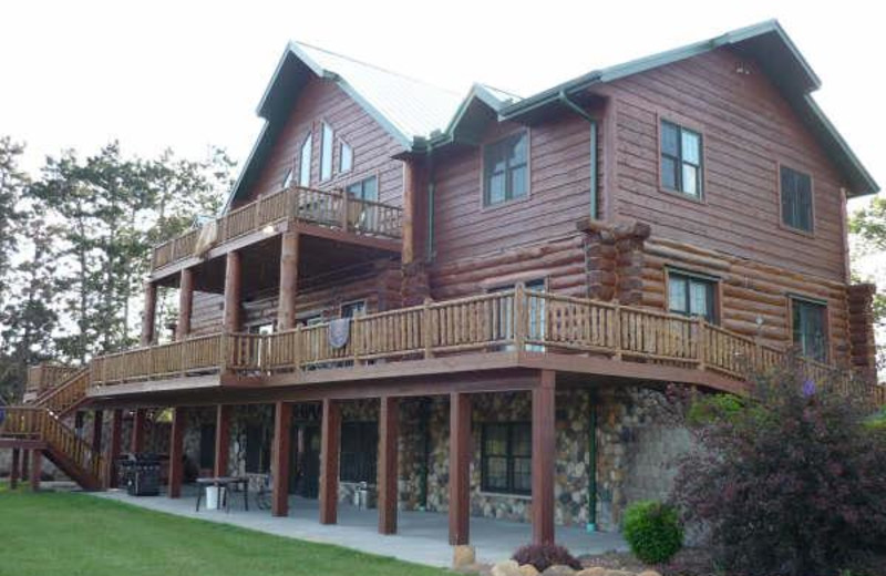 Exterior view of Deer Haven Acres.