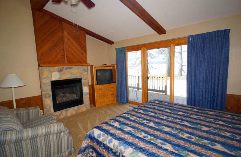 Guest room at Kavanaugh's Sylvan Lake Resort.