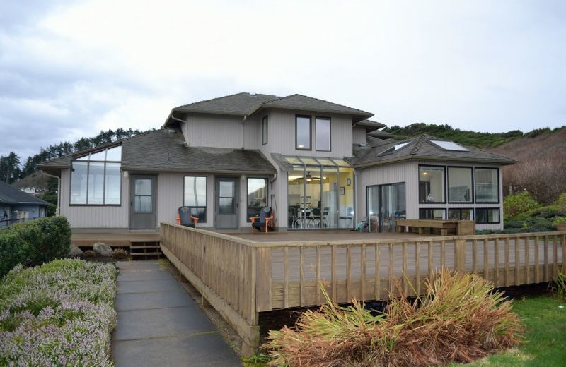 Vacation rental exterior at Oregon Beach Vacations.