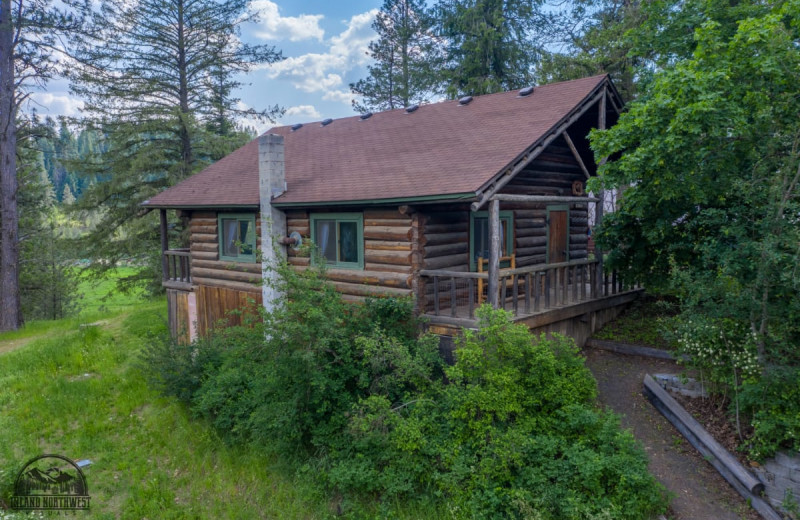 Cabin exterior at Red Horse Mountain Ranch.